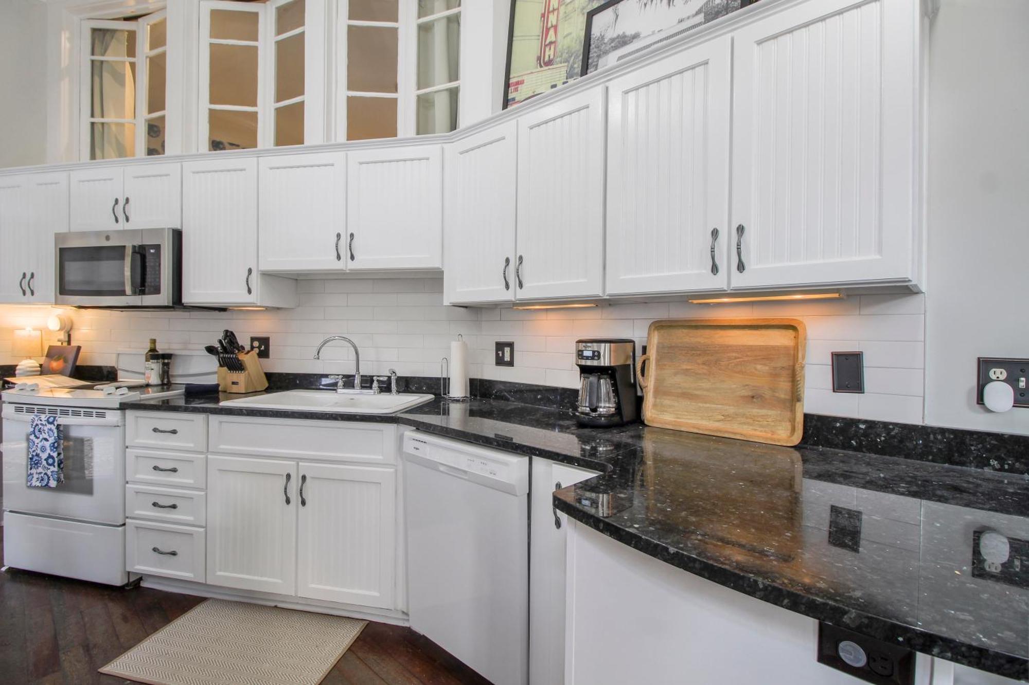 Apartamento Walk To It In Downtown, Double King Beds Savannah