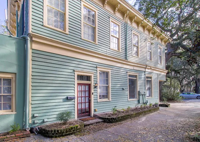 Walk To It All In Downtown, Double King Beds